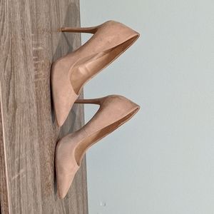 Nude suede high heel shoes